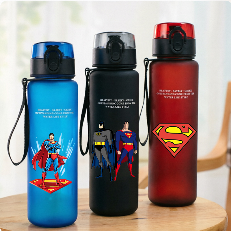 Reusable Bottle - 650 ミリリットルスーパーマンスポーツウォーターボトル女性男性モチベーションを高める漏れ防止ポータブル再利用可能なカップ屋外旅行ジム水差しギフト 1 個