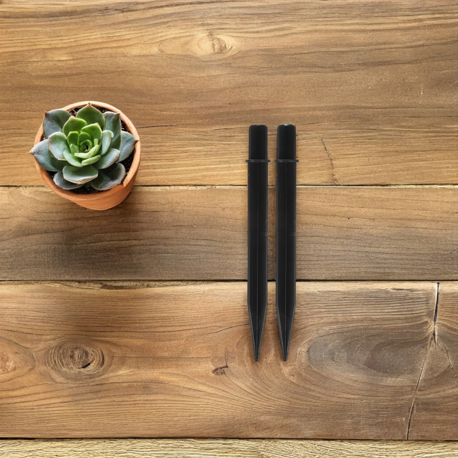 15 個の黒いグラウンドステークス、屋外照明用プラスチックス - Solar Garden Light のレビューと価格