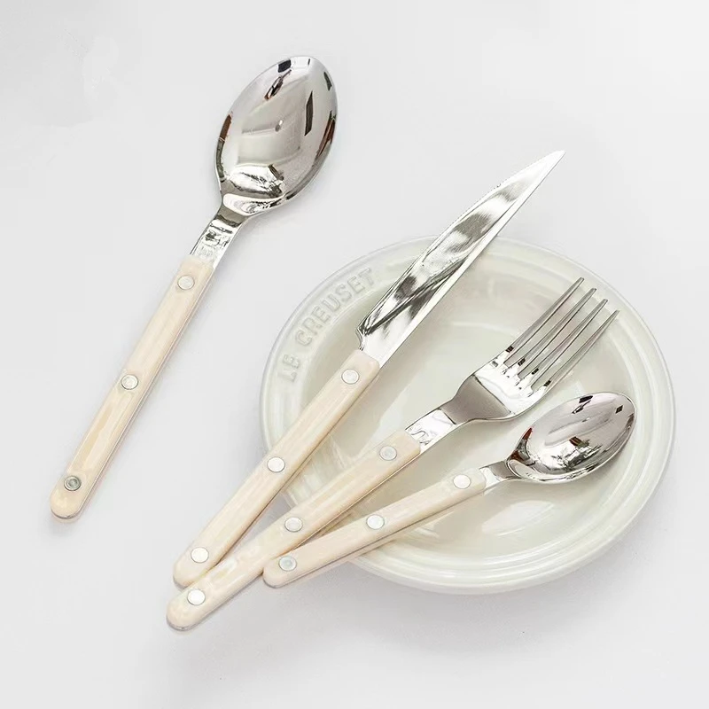 24 個フランススタイルファッションカトラリーセット 18/ - Bamboo Cutlery のレビューと価格