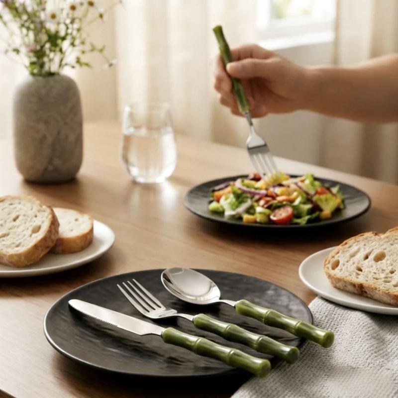 竹製ハンドルのアクリル304ステンレス鋼製カトラリー食器ナイ - Bamboo Cutlery のレビューと価格